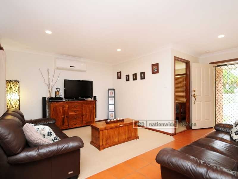 2/4 Ripoll Court, Reedy Creek QLD 4227
