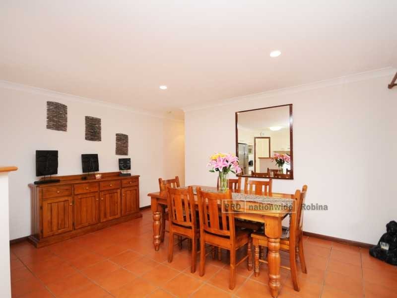 2/4 Ripoll Court, Reedy Creek QLD 4227