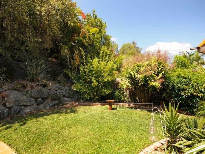 22 Swanton Drive, Mudgeeraba QLD 4213