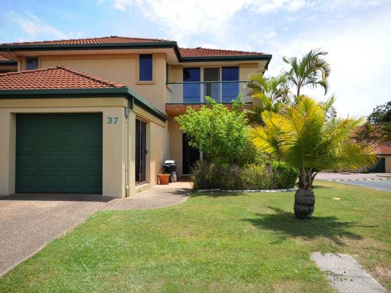 Unit 37/152 Palm Meadows Drive, Carrara QLD 4211