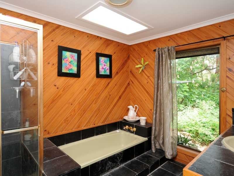 50 Thredbo Drive, Worongary QLD 4213