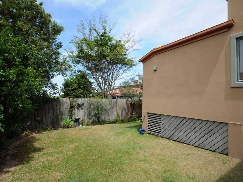 Unit 5/20 Fairway Drive, Clear Island Waters QLD 4226