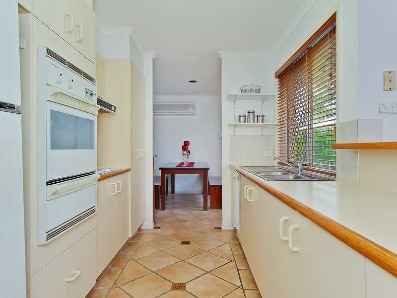 72 Ron Penhaligon Way, Robina QLD 4226