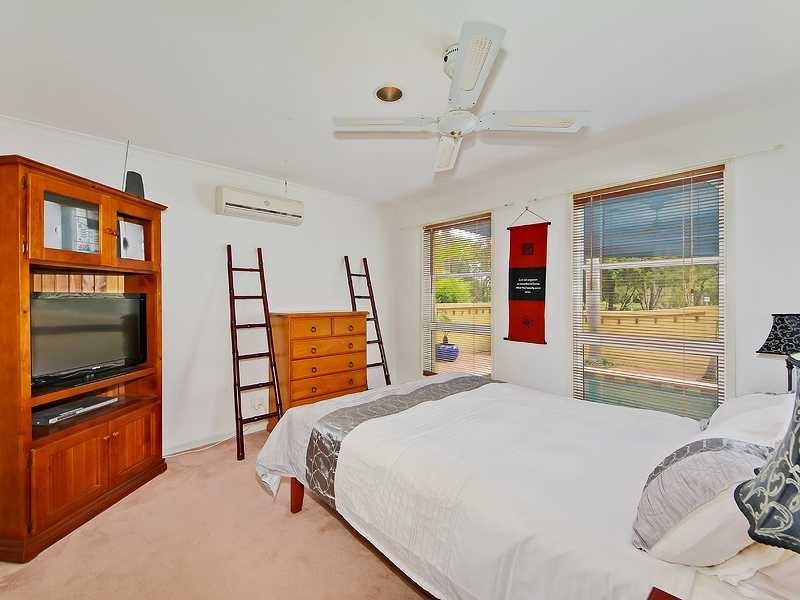 72 Ron Penhaligon Way, Robina QLD 4226