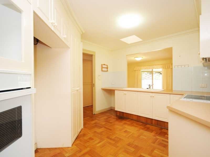 22 Esperance Close, Elanora QLD 4221