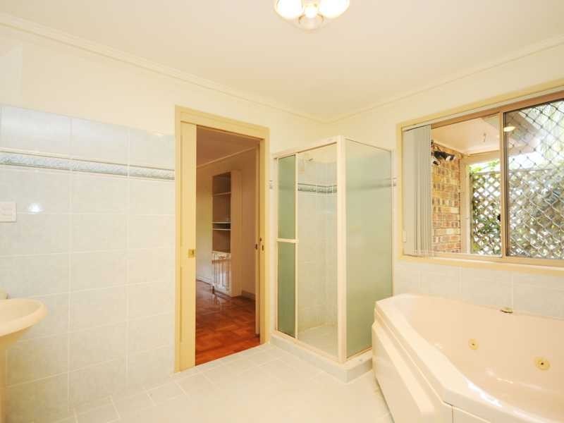 22 Esperance Close, Elanora QLD 4221