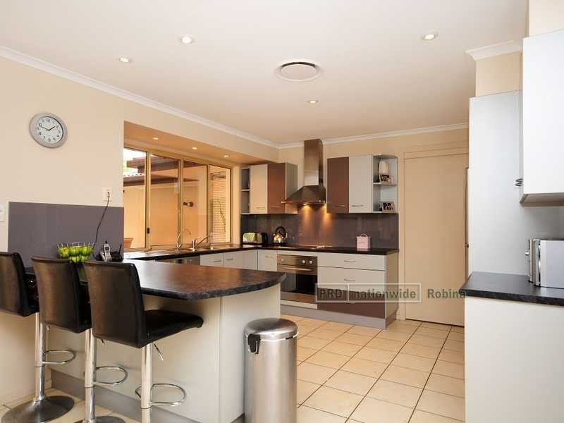 7 Yowani Street, Robina QLD 4226