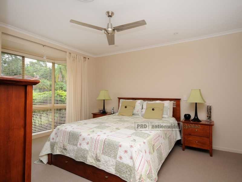 7 Yowani Street, Robina QLD 4226