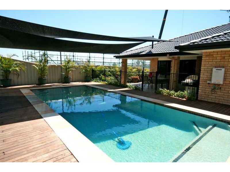 25 Snowwood Street, Reedy Creek QLD 4227