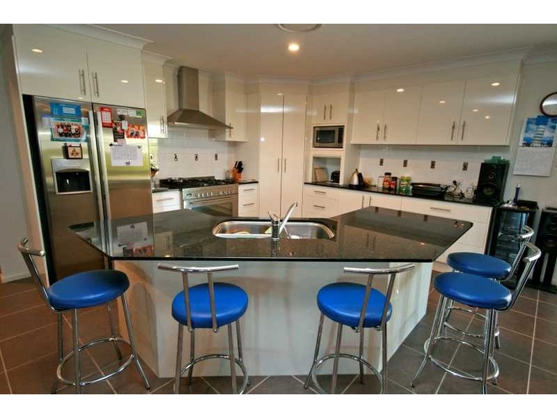 25 Snowwood Street, Reedy Creek QLD 4227