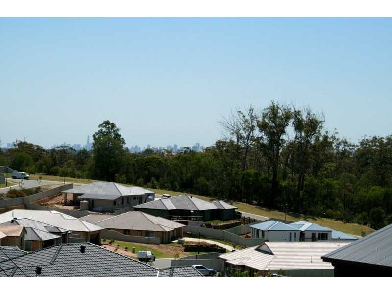 25 Snowwood Street, Reedy Creek QLD 4227