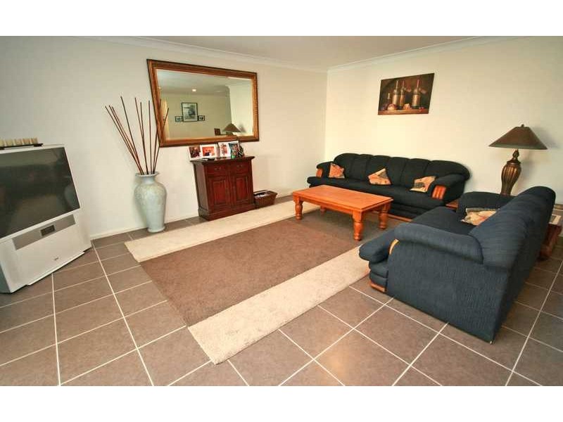 25 Snowwood Street, Reedy Creek QLD 4227