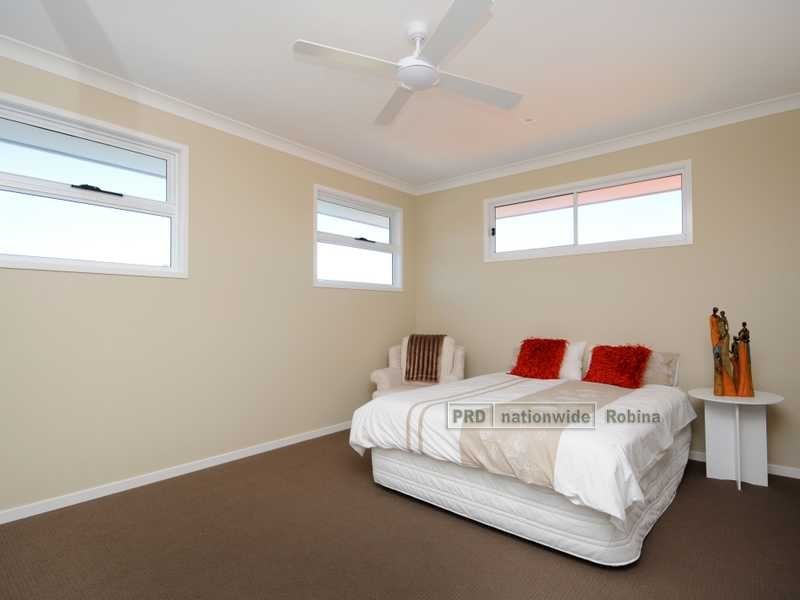 9 Barracuda Court, Palm Beach QLD 4221