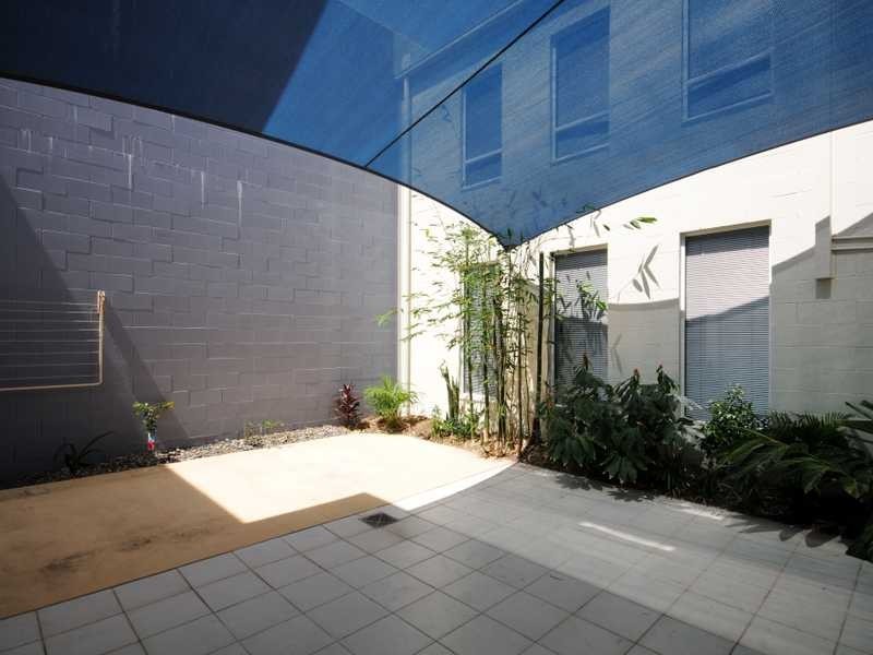 10 Lonsdale Place, Varsity Lakes QLD 4227