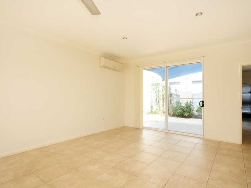 10 Lonsdale Place, Varsity Lakes QLD 4227