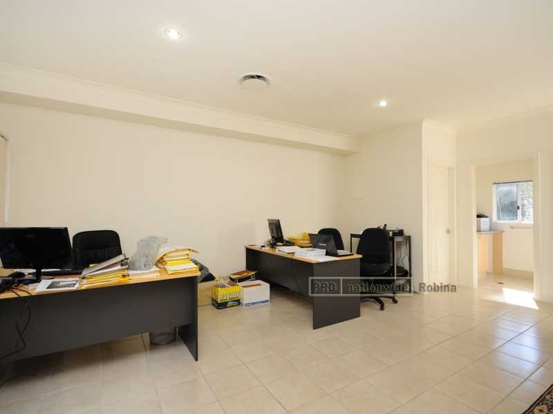 6/18 Lake Street, Varsity Lakes QLD 4227