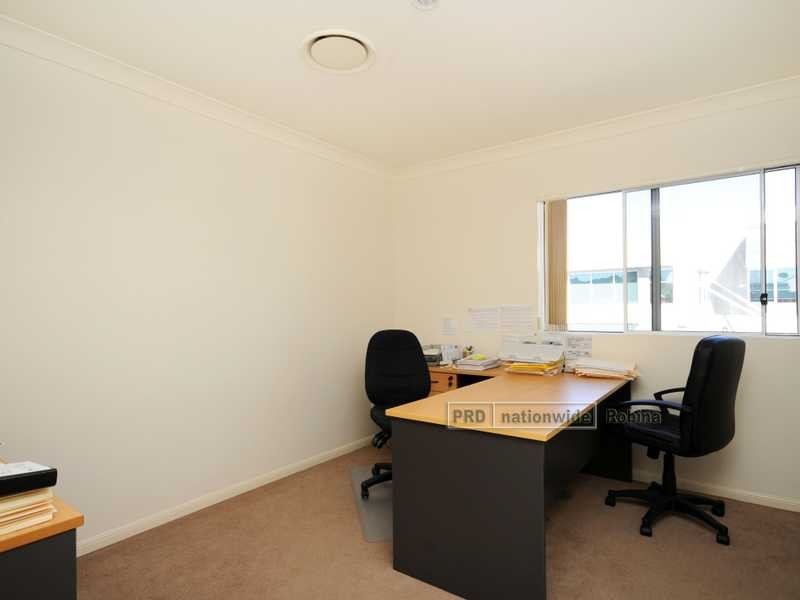 6/18 Lake Street, Varsity Lakes QLD 4227