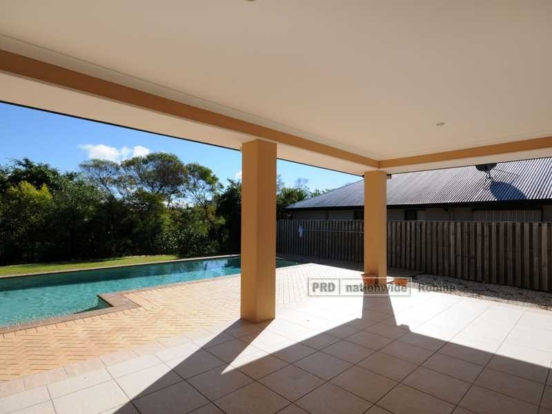5 Protea Court, Robina QLD 4226
