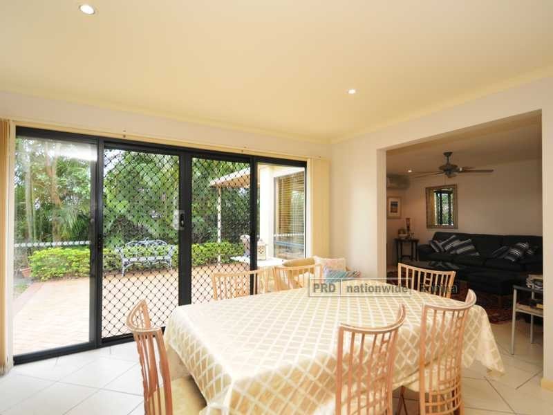 30 Pine Valley Drive, Robina QLD 4226