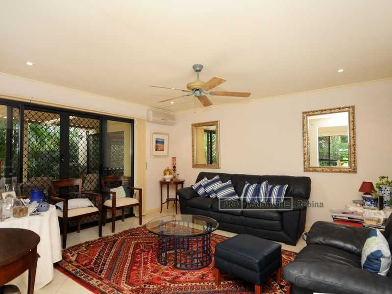 30 Pine Valley Drive, Robina QLD 4226