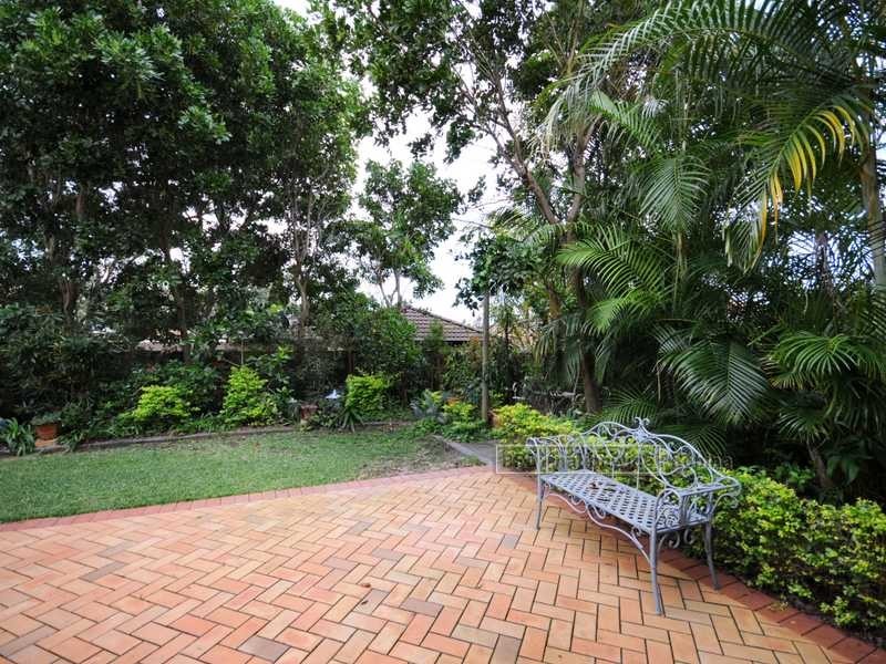 30 Pine Valley Drive, Robina QLD 4226
