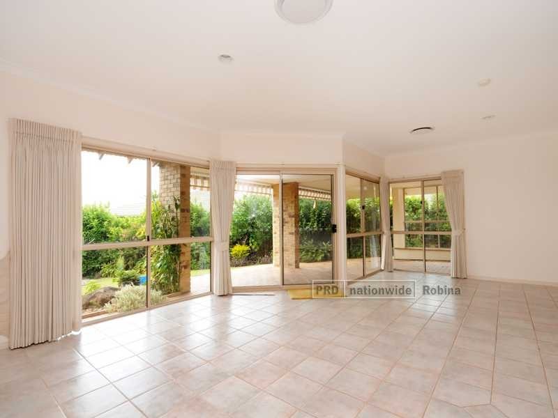 25 Mornington Terrace, Robina QLD 4226