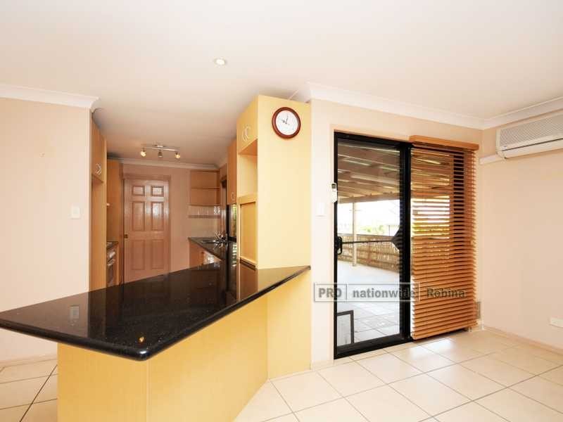 11 Altos Court, Mudgeeraba QLD 4213