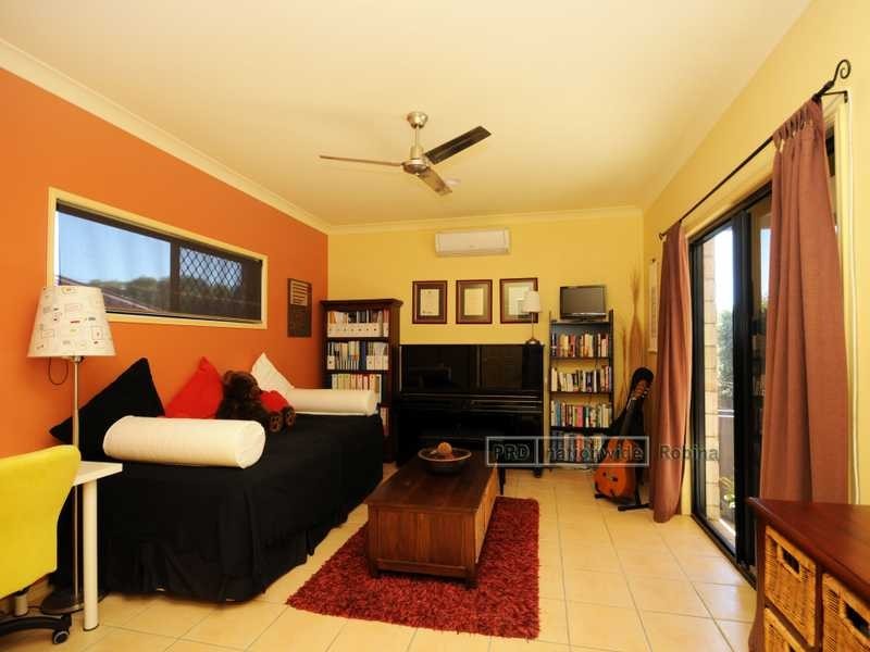 5 Ferndahl Drive, Varsity Lakes QLD 4227
