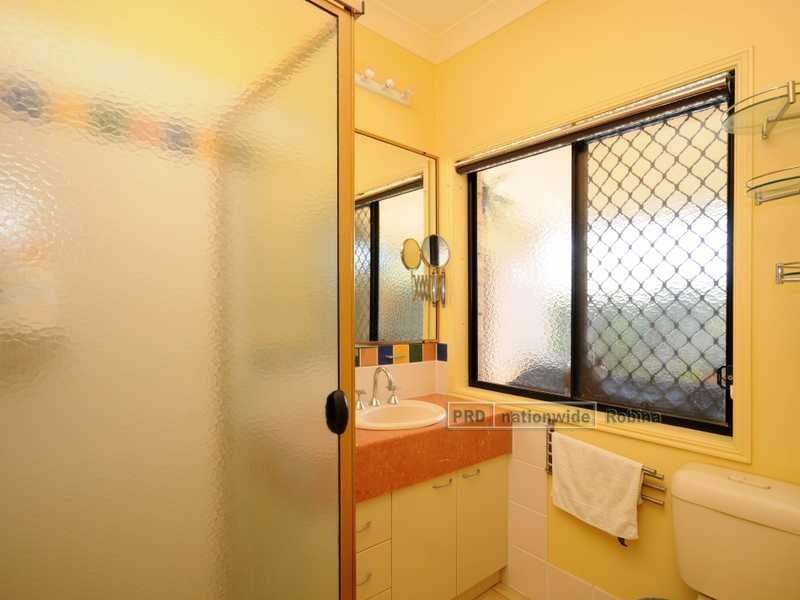 5 Ferndahl Drive, Varsity Lakes QLD 4227