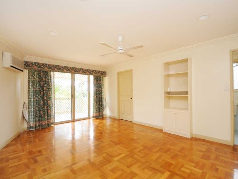 22 Esperance Close, Elanora QLD 4221