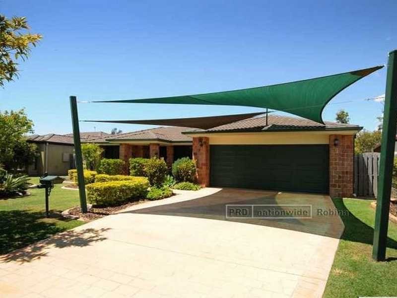 6 Camphorwood Court, Robina QLD 4226