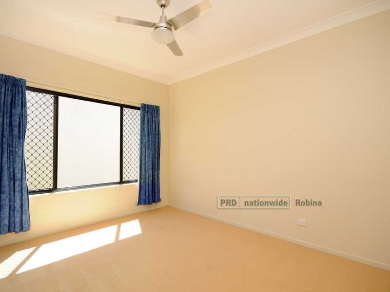 9 Notre Dame Court, Varsity Lakes QLD 4227
