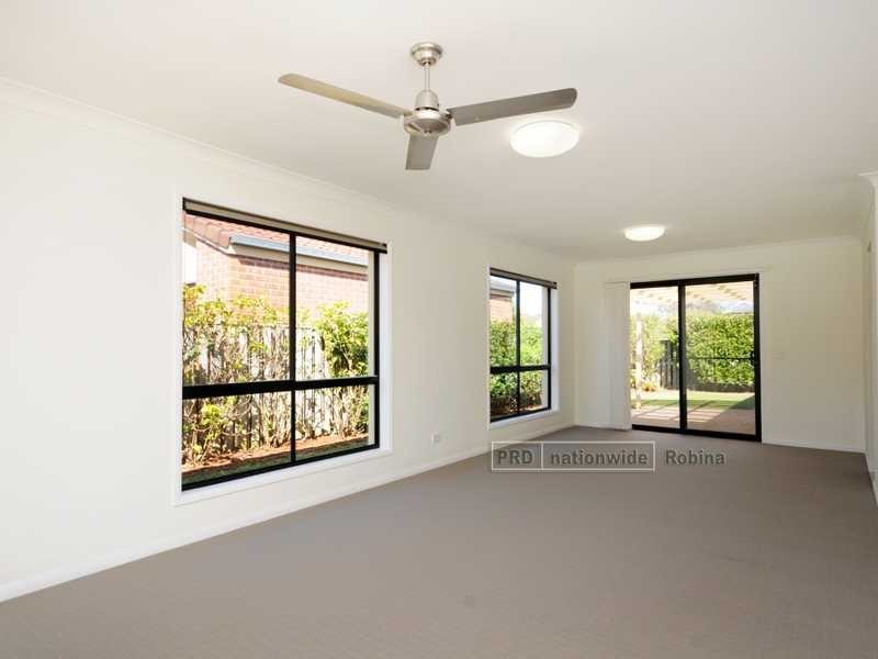 13 Konda Way, Robina QLD 4226