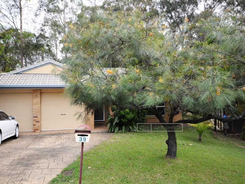 39 Trinity Place, Robina QLD 4226