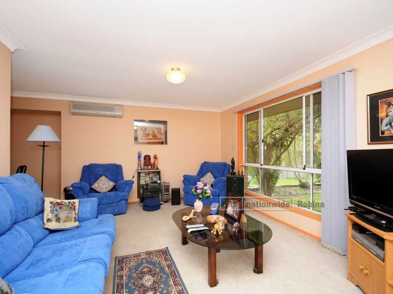 39 Trinity Place, Robina QLD 4226