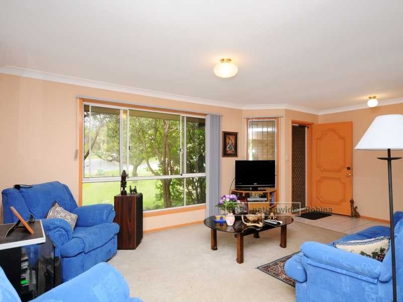 39 Trinity Place, Robina QLD 4226