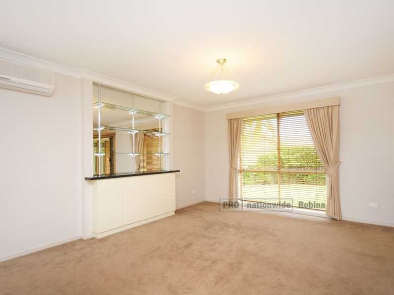 4 Conadilly Court, Carrara QLD 4211