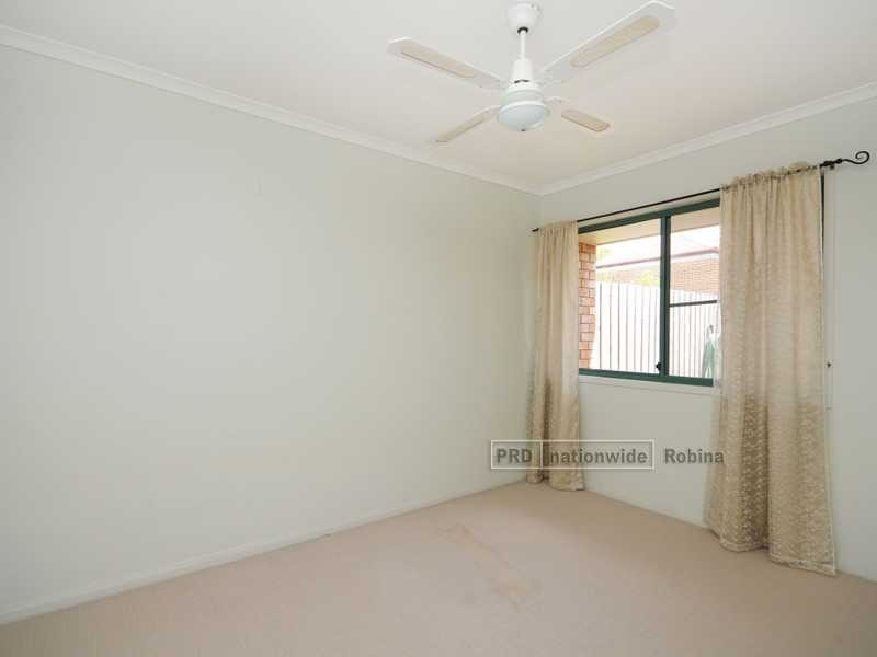 1 Priddeys Rd, Robina QLD 4226