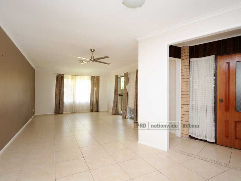 29 Dolphin Avenue, Mermaid Beach QLD 4218