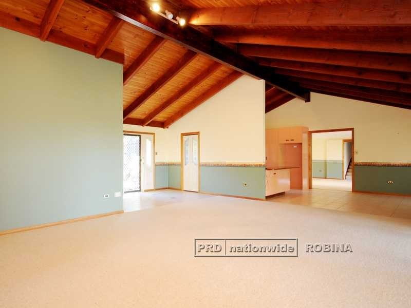 41 Castle Hill Drive, Gaven QLD 4211