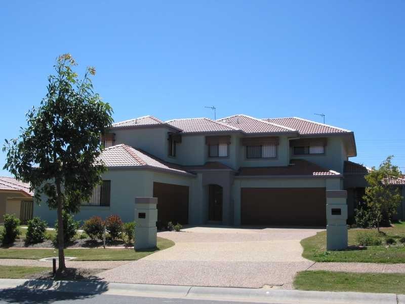 Unit 2/29 Eugenia Court, Robina QLD 4226