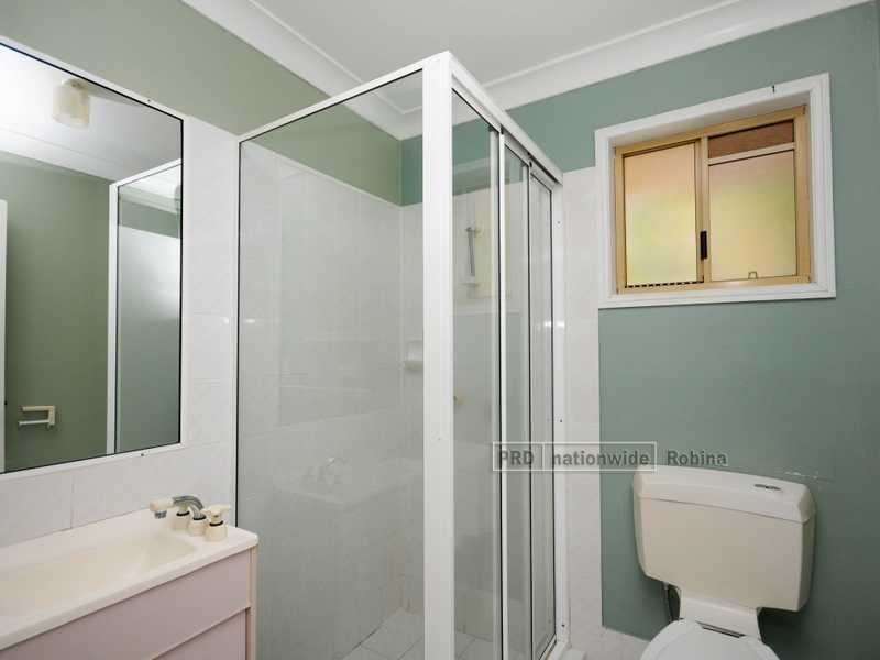 22 Indooroopilly Court, Robina QLD 4226