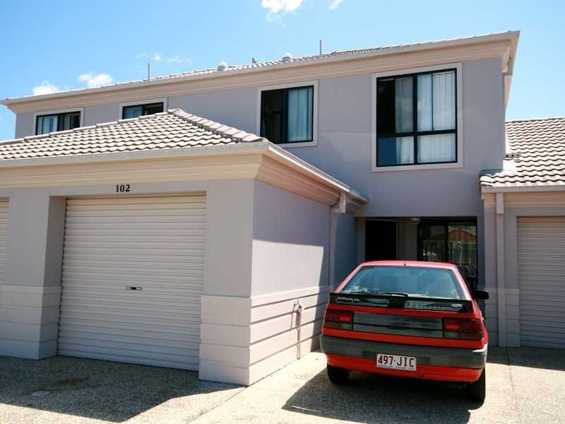 102/2-6 Ghilgai Road, Merrimac QLD 4226