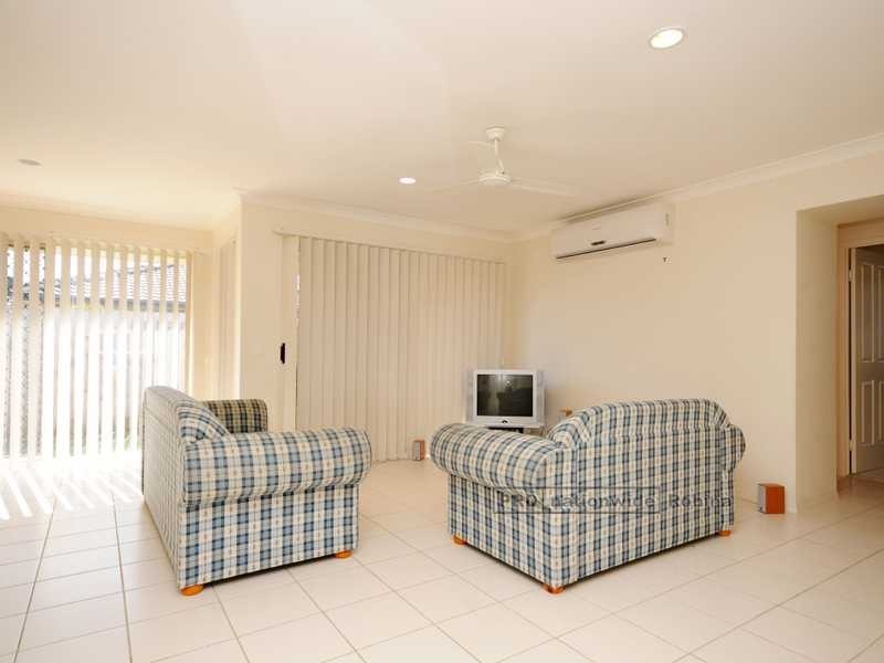 1/5 Gymea Crescent, Varsity Lakes QLD 4227