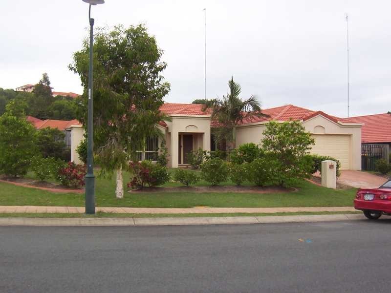 1 Hertford Crescent, Mudgeeraba QLD 4213