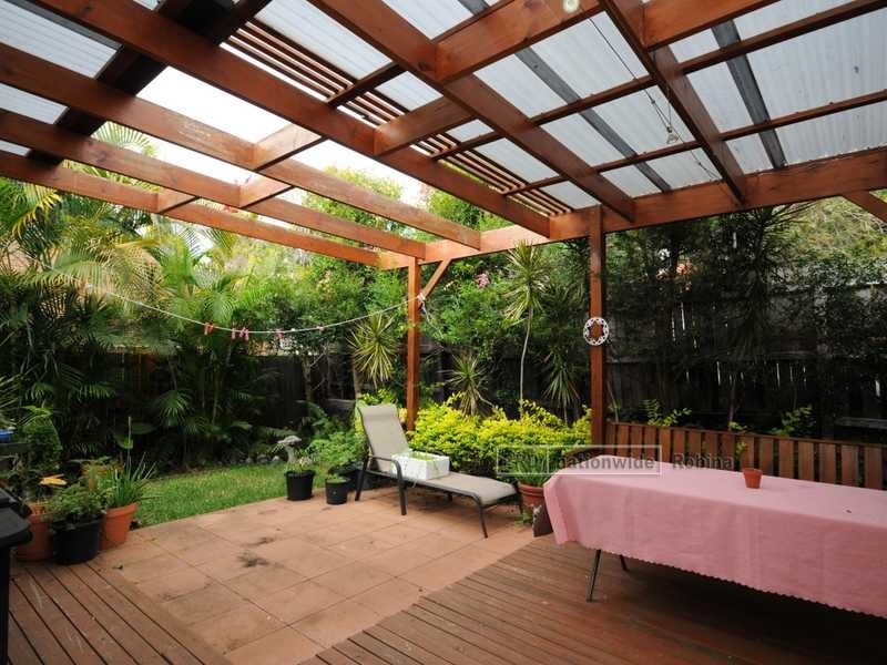 4 Kallista Close, Robina QLD 4226