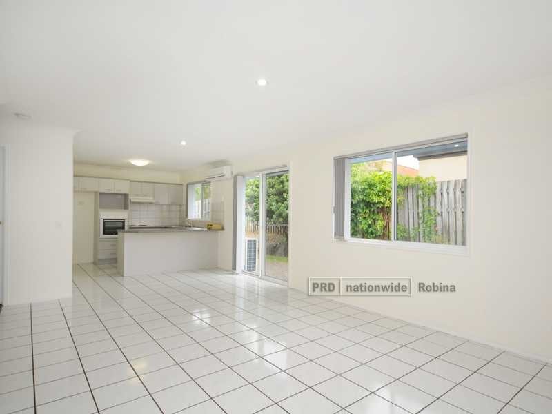 60 Kingarry Crescent, Merrimac QLD 4226