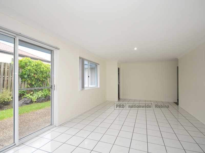 60 Kingarry Crescent, Merrimac QLD 4226