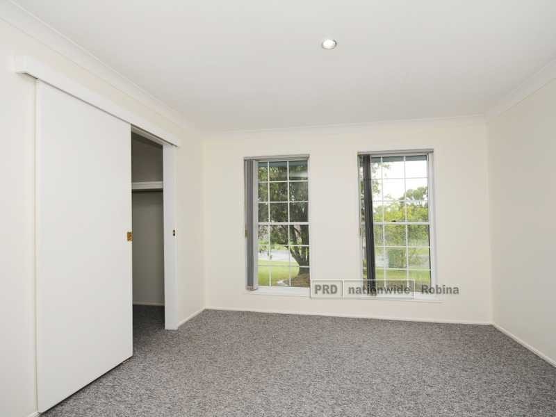 60 Kingarry Crescent, Merrimac QLD 4226