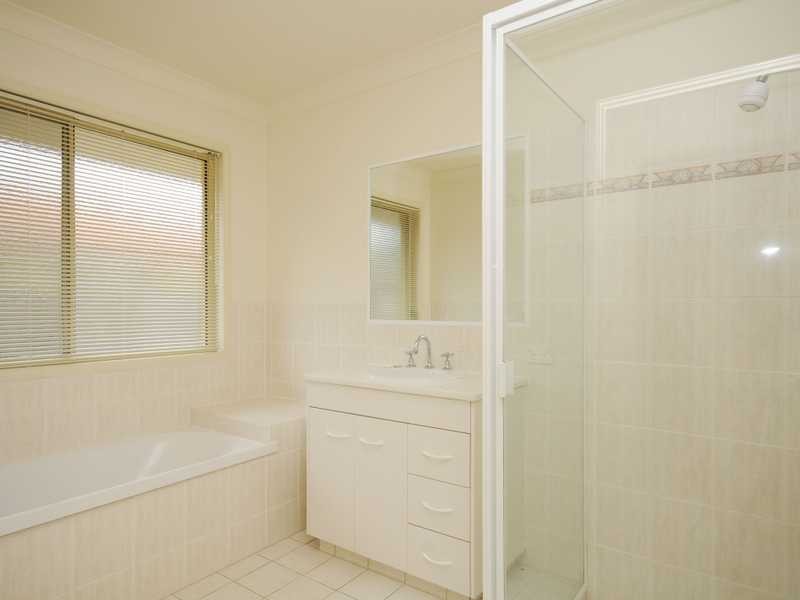 42 Lambor Drive, Mudgeeraba QLD 4213